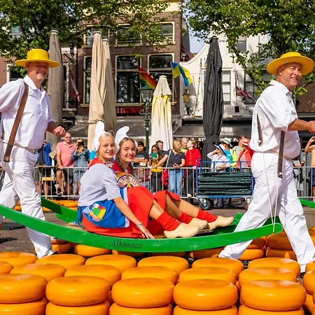 Luxe Vakantiebungalow Rust, Ruimte En Privacy * Dirkshorn