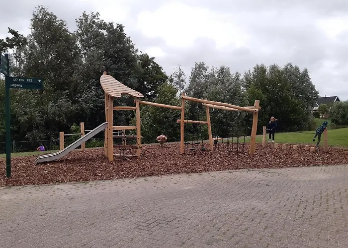 Vakantiehuis Luxe Vakantiebungalow Met Omheinde Tuin Voor Hond En Dirkshorn