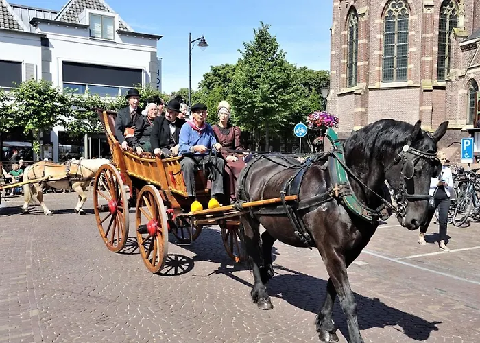 펜션 Luxe Vakantiebungalow Rust, Ruimte En Privacy Dirkshorn