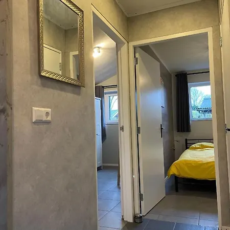 Luxe Vakantiebungalow Met Omheinde Tuin Voor Hond En Сasa de vacaciones Dirkshorn