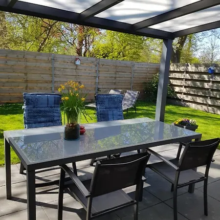 Luxe Vakantiebungalow Met Omheinde Tuin Voor Hond En *