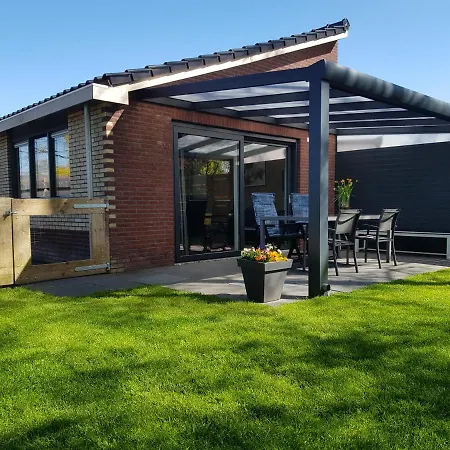 Luxe Vakantiebungalow Met Omheinde Tuin Voor Hond En * Dirkshorn