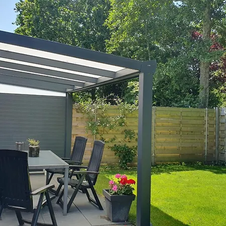 Σπίτι διακοπών Luxe Vakantiebungalow Rust, Ruimte En Privacy Dirkshorn